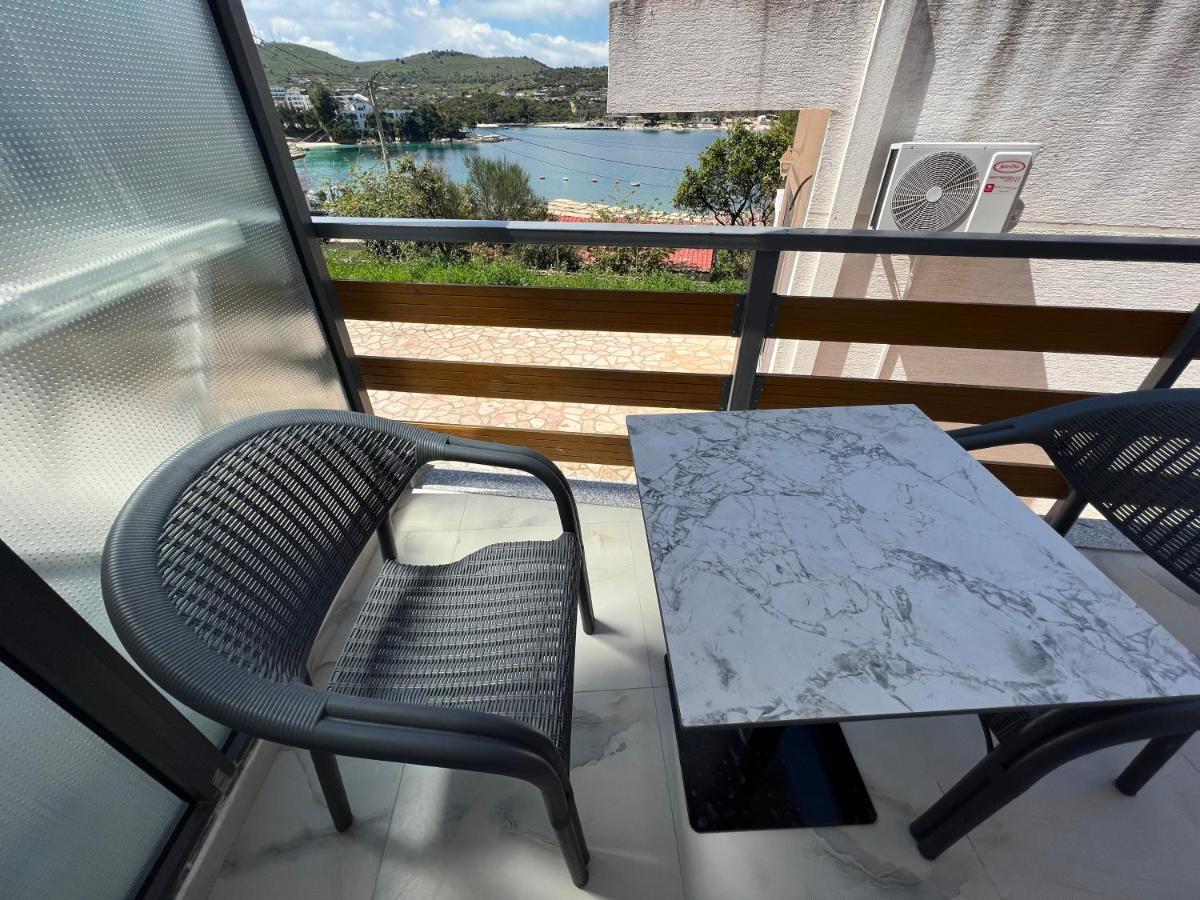 Apartment Ion Sea View *