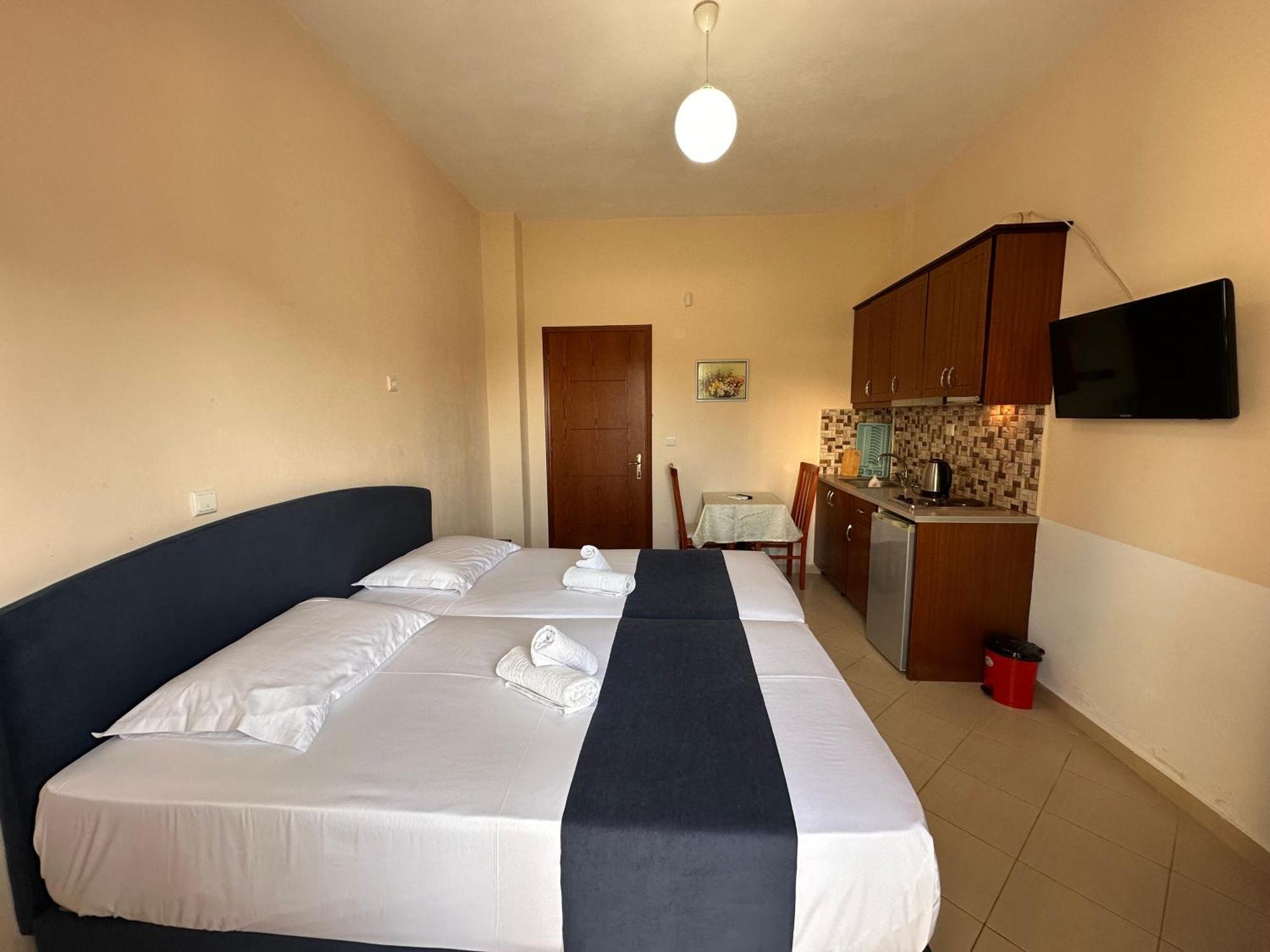 Ion Sea View Apartment