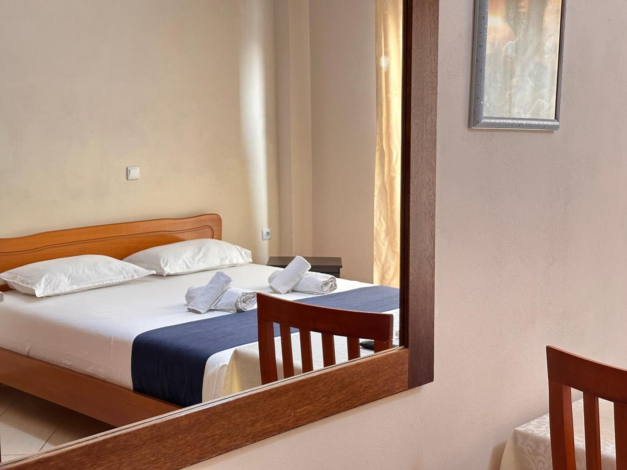 Ion Sea View Apartment Ksamil