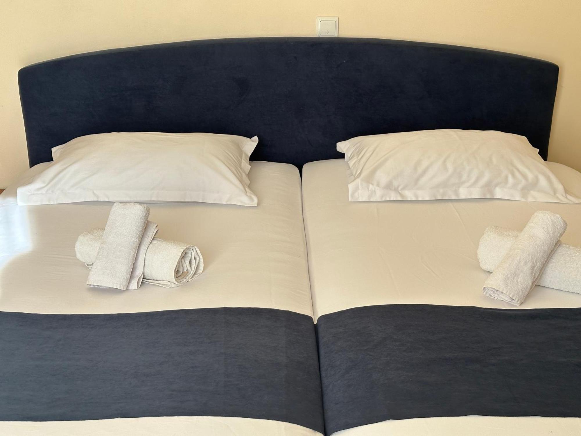 Ion Sea View Apartment Ksamil